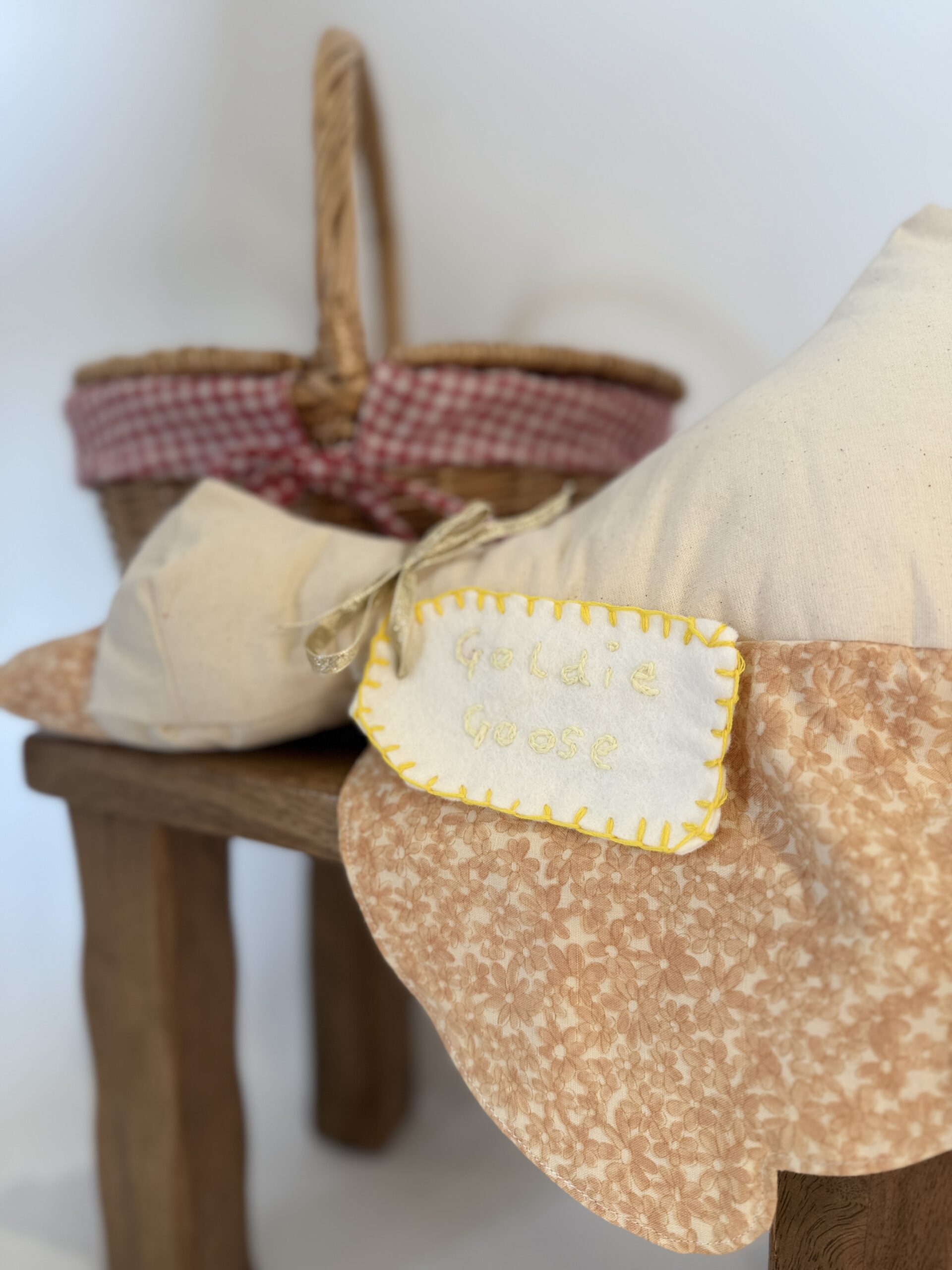 Handmade Memory Goose Goldie - Image 2